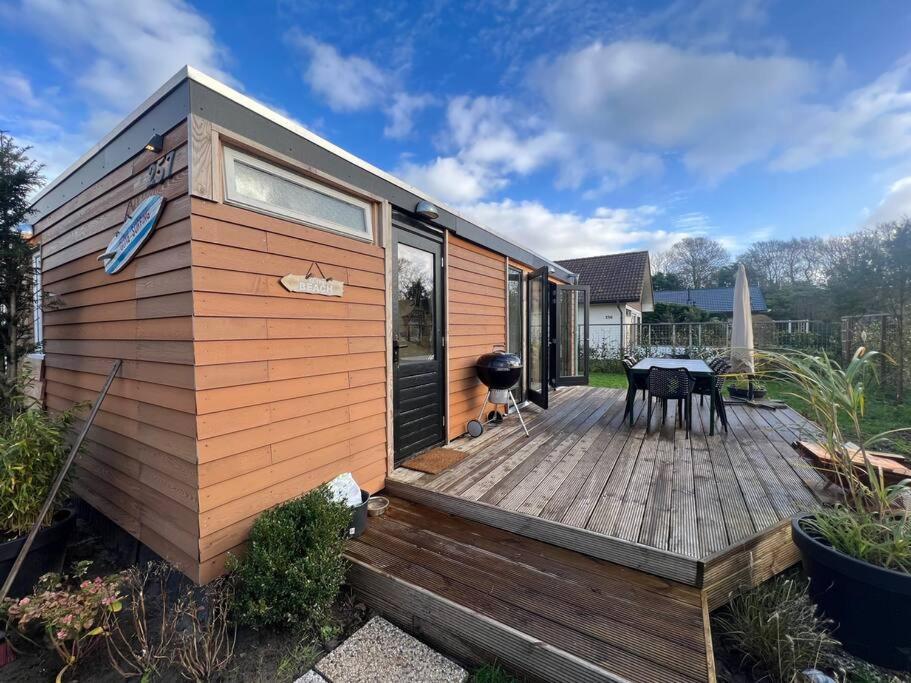 Moderne Bungalow Voor 6 Personen ユリアーナドルプ エクステリア 写真