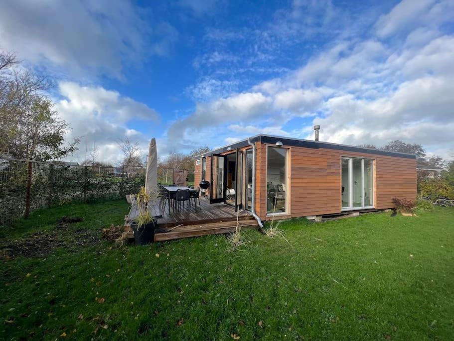 Moderne Bungalow Voor 6 Personen ユリアーナドルプ エクステリア 写真